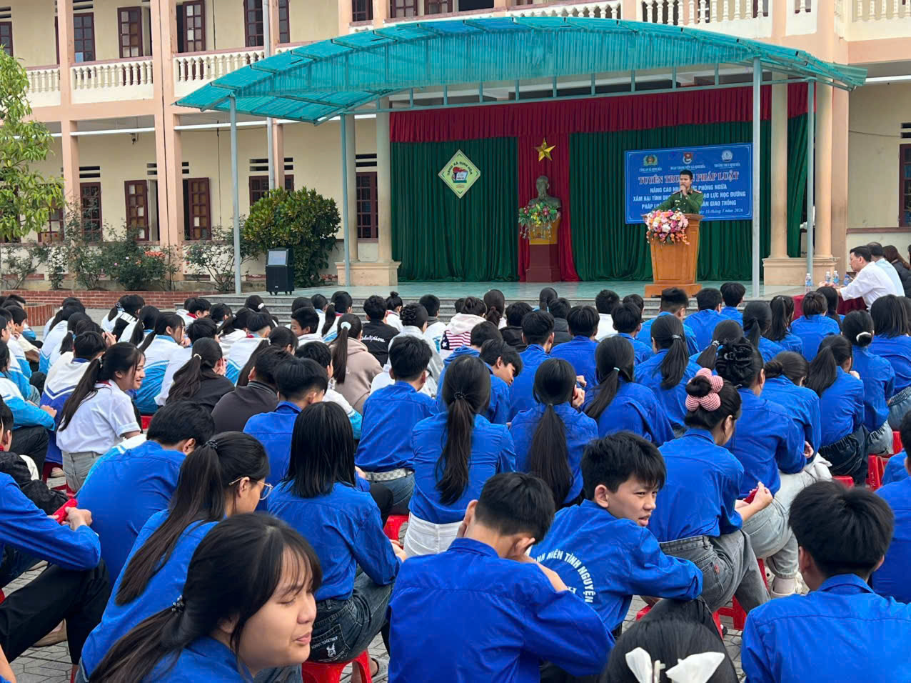 Anh-tin-bai